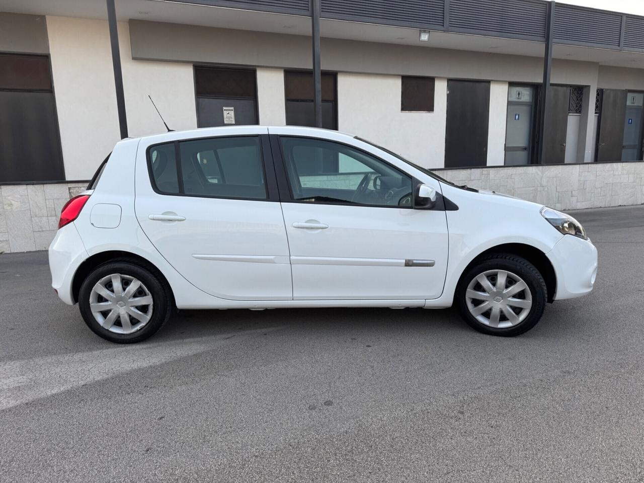 Renault Clio 1.2 16V 5 porte GPL Dynamique