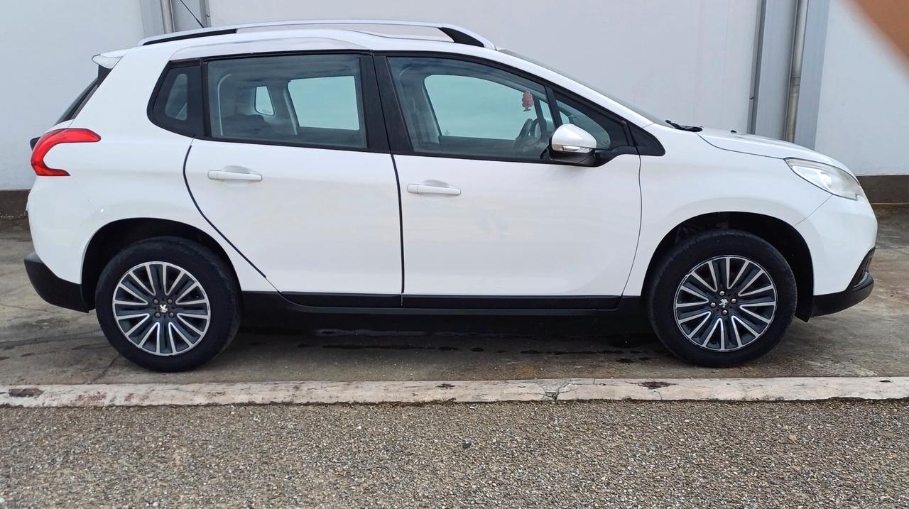 Peugeot 2008 1.2 VTi 82CV Access