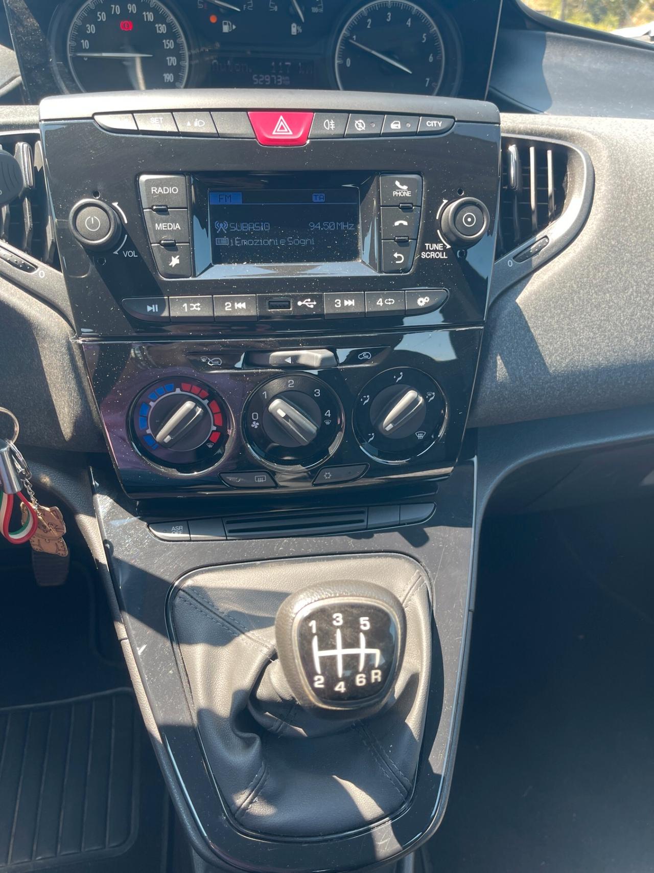 Lancia Ypsilon 1.0 FireFly 5 porte S&S Hybrid Ecochic UnYca BLUETOOTH CLIMA MULTIFUNZIONE