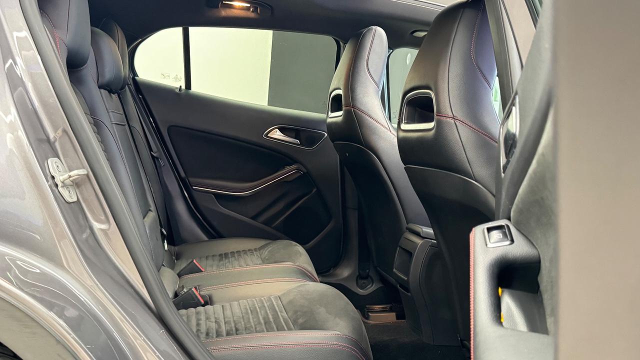 Mercedes-benz GLA 220 Premium Amg TETTO APRIBILE