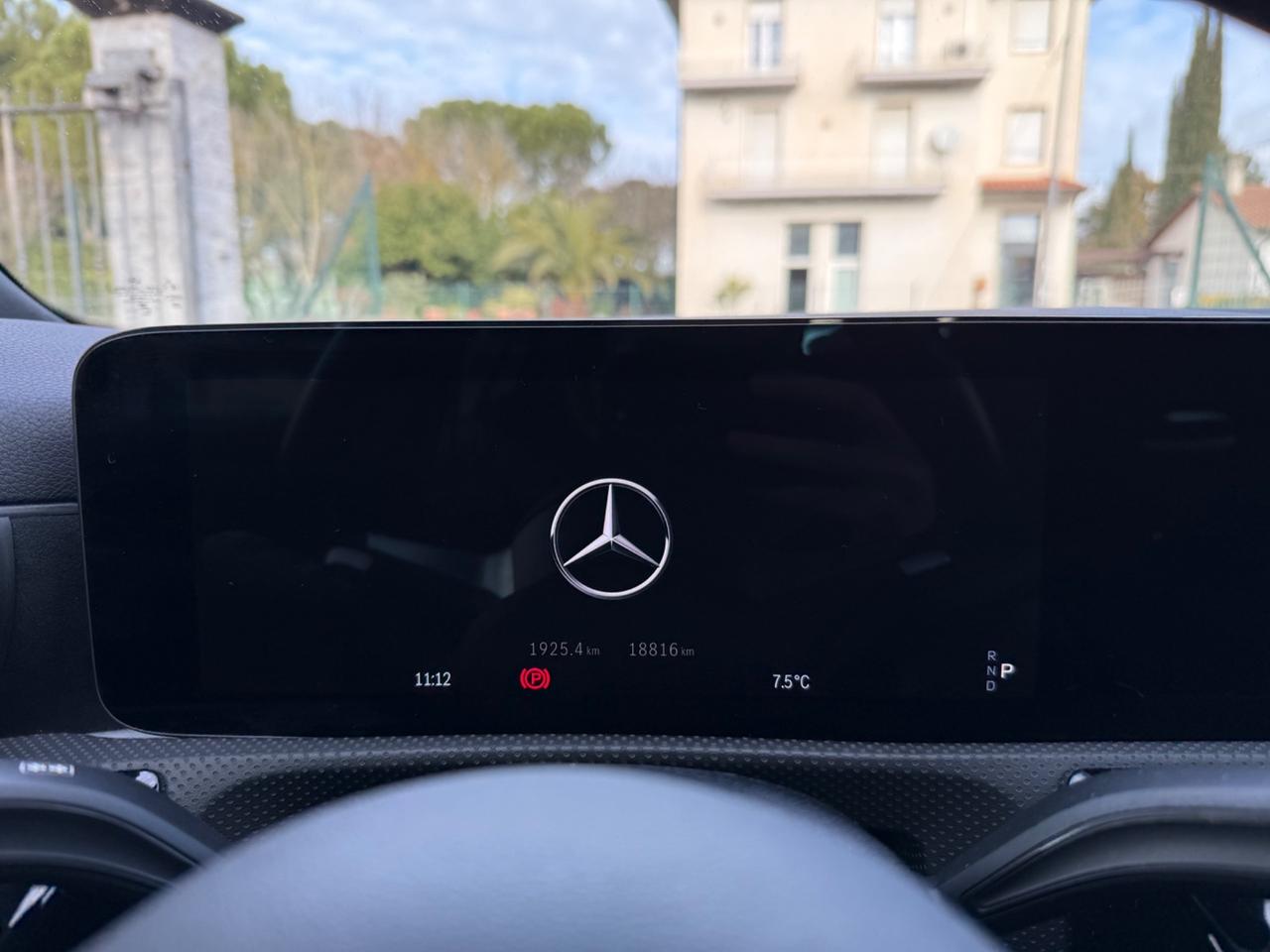 Mercedes-benz A 180 d AMG Line Premium