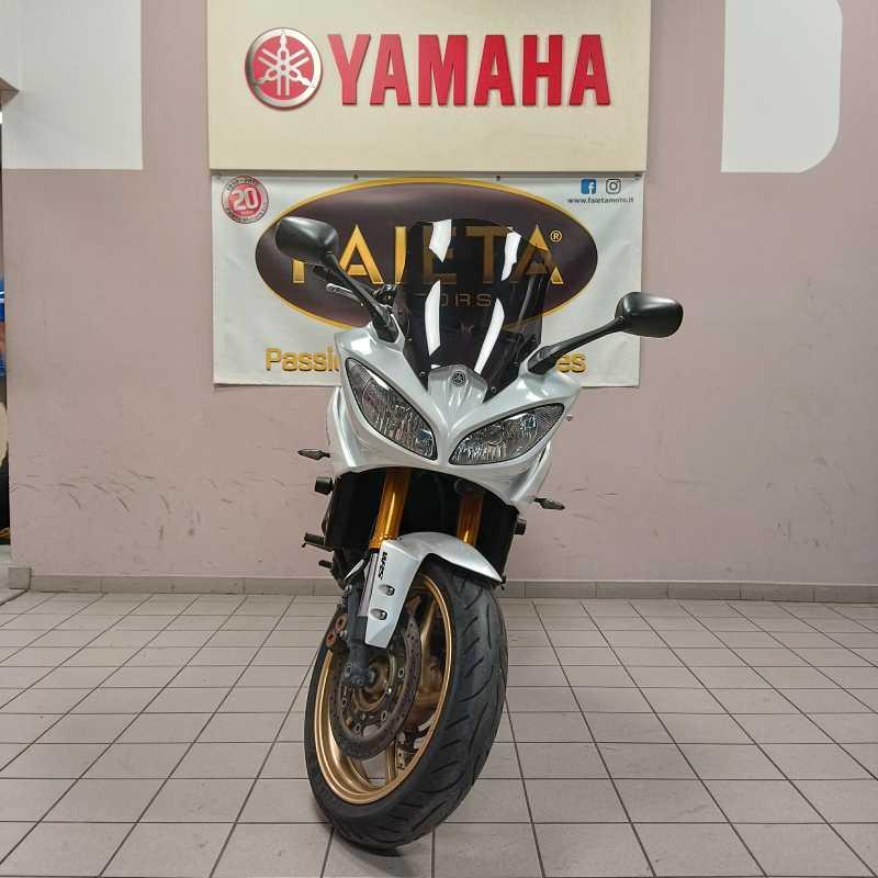 Yamaha Fazer 8 - 2015