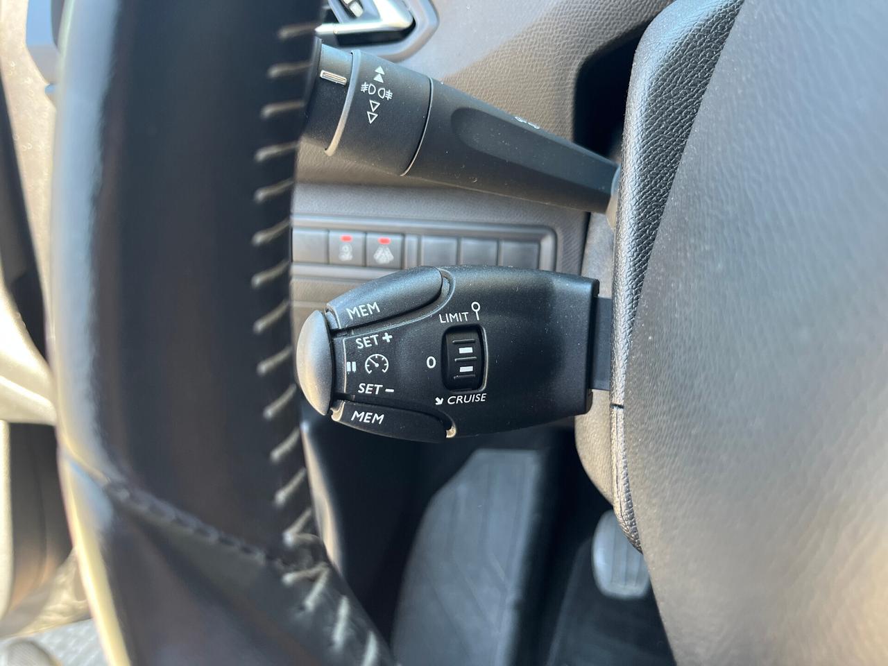 Peugeot 308 BlueHDi 130 S&S SW Allure