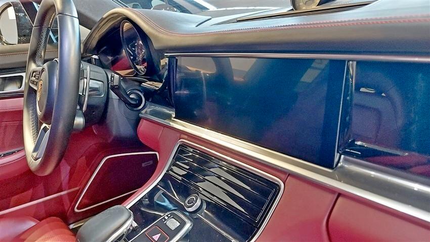 Porsche Panamera Turbo S E-Hybrid da 680 Cv Termico+elettrico