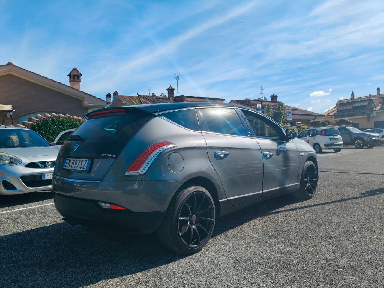 Lancia Delta 1.8 Di Turbo-Jet Sportronic Platinum