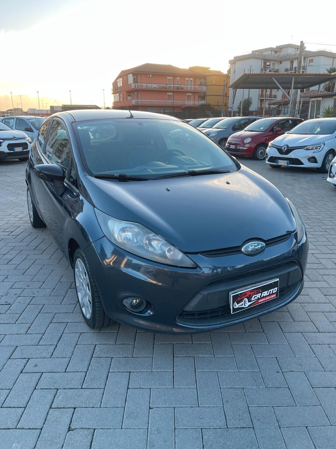 Ford Fiesta 1.2 82cv