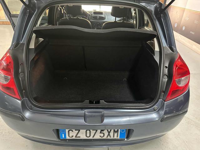 RENAULT Clio 1.2 16V 5 porte Dynamique