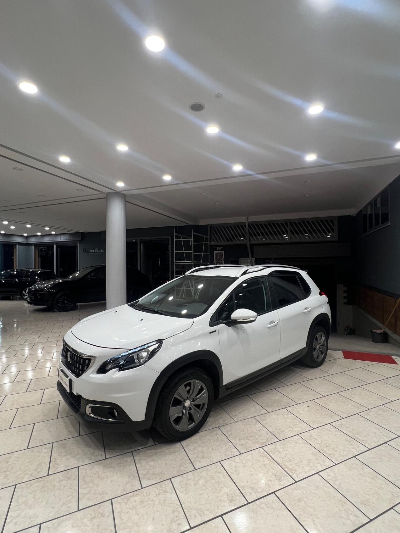 Peugeot 2008 BlueHDi 100 S&S Signature