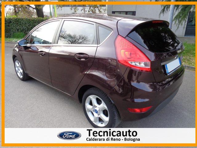 FORD Fiesta + 1.2 82CV 5 porte