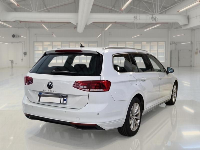VOLKSWAGEN PASSAT VARIANT 2.0 TDI SCR EVO 110KW BUSINESS DSG STATION WAGON