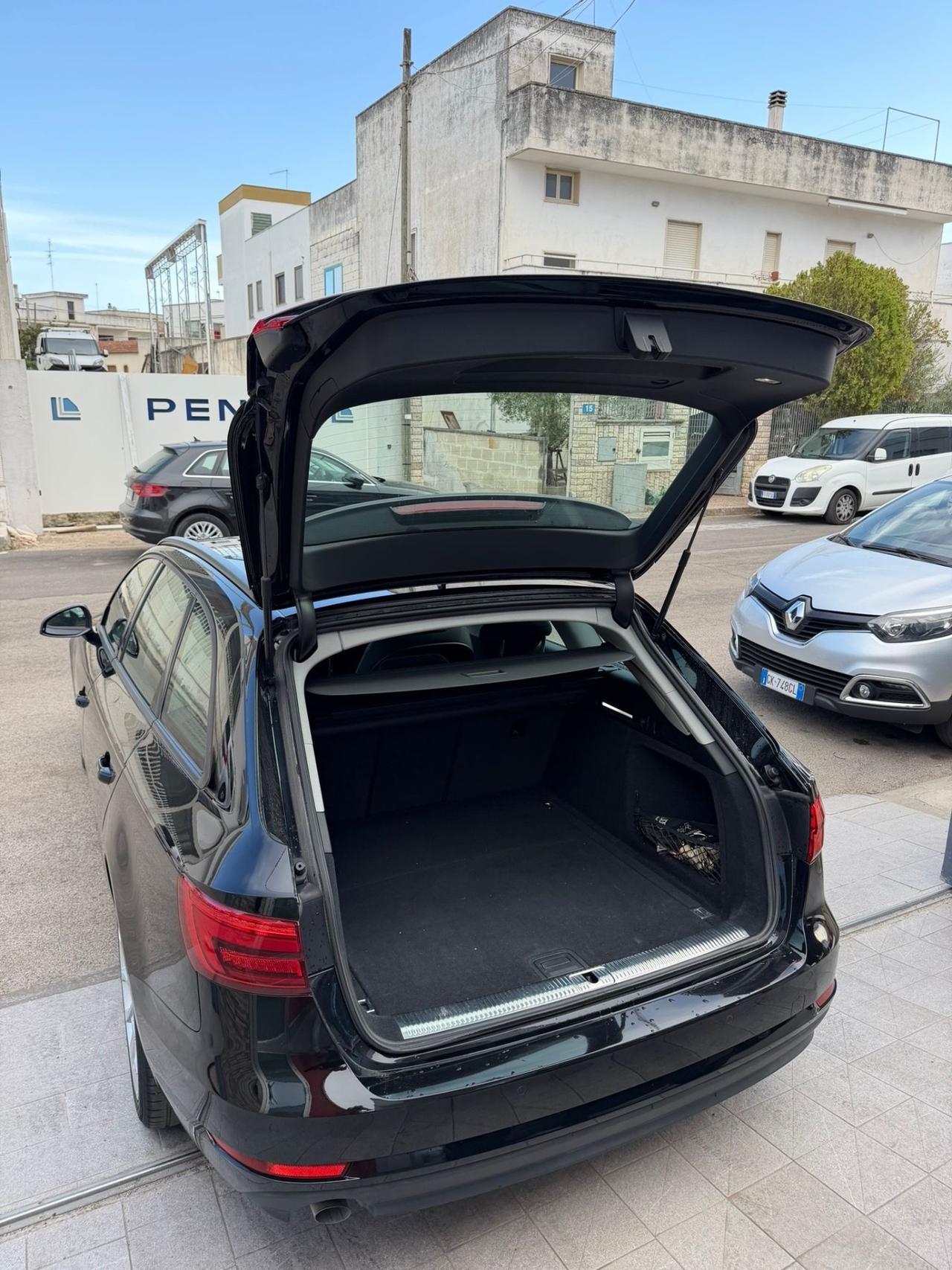 Audi A4 2.0 TDI 150 CV ultra S tronic Sport-2017