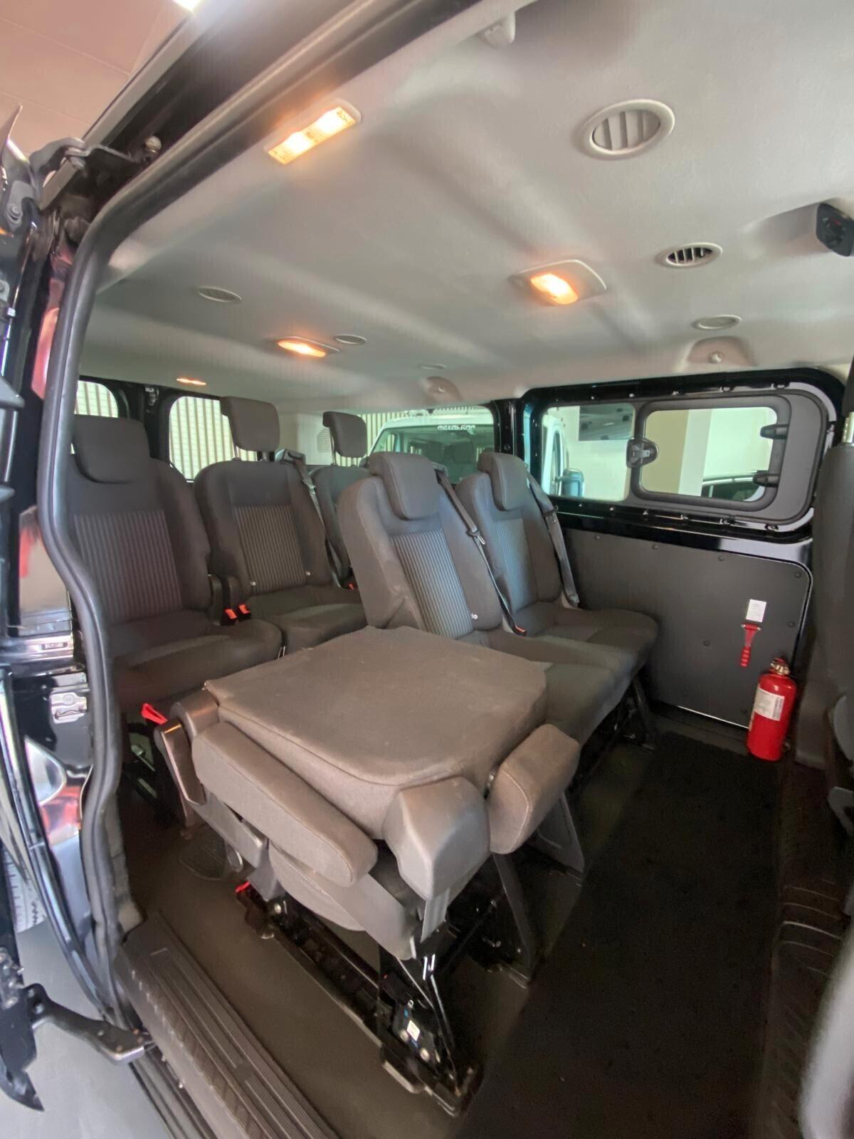 Ford Transit Custom Trasporto Persone 9 POSTI