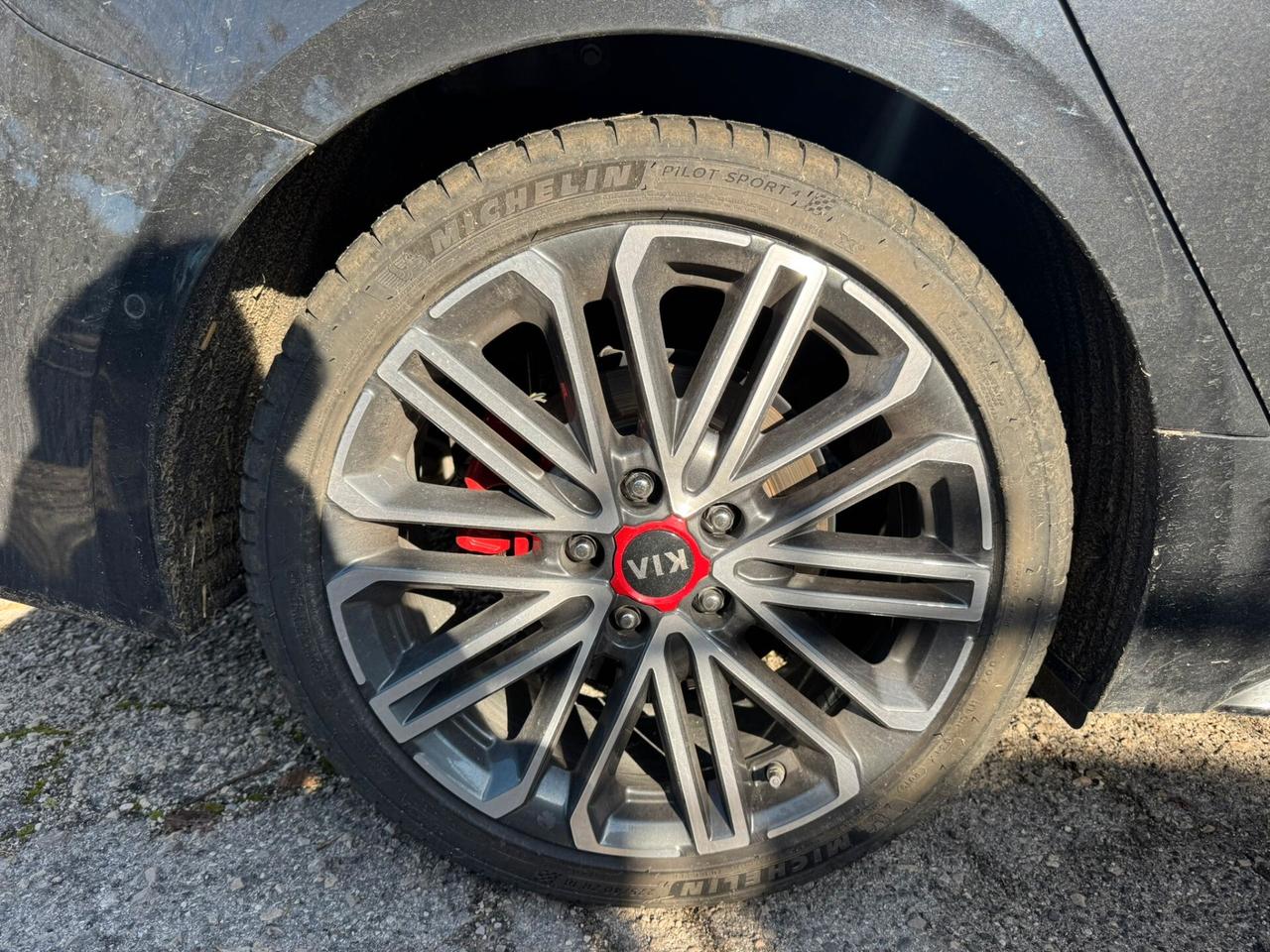 Kia ProCeed 1.6 T-GDI DCT GT