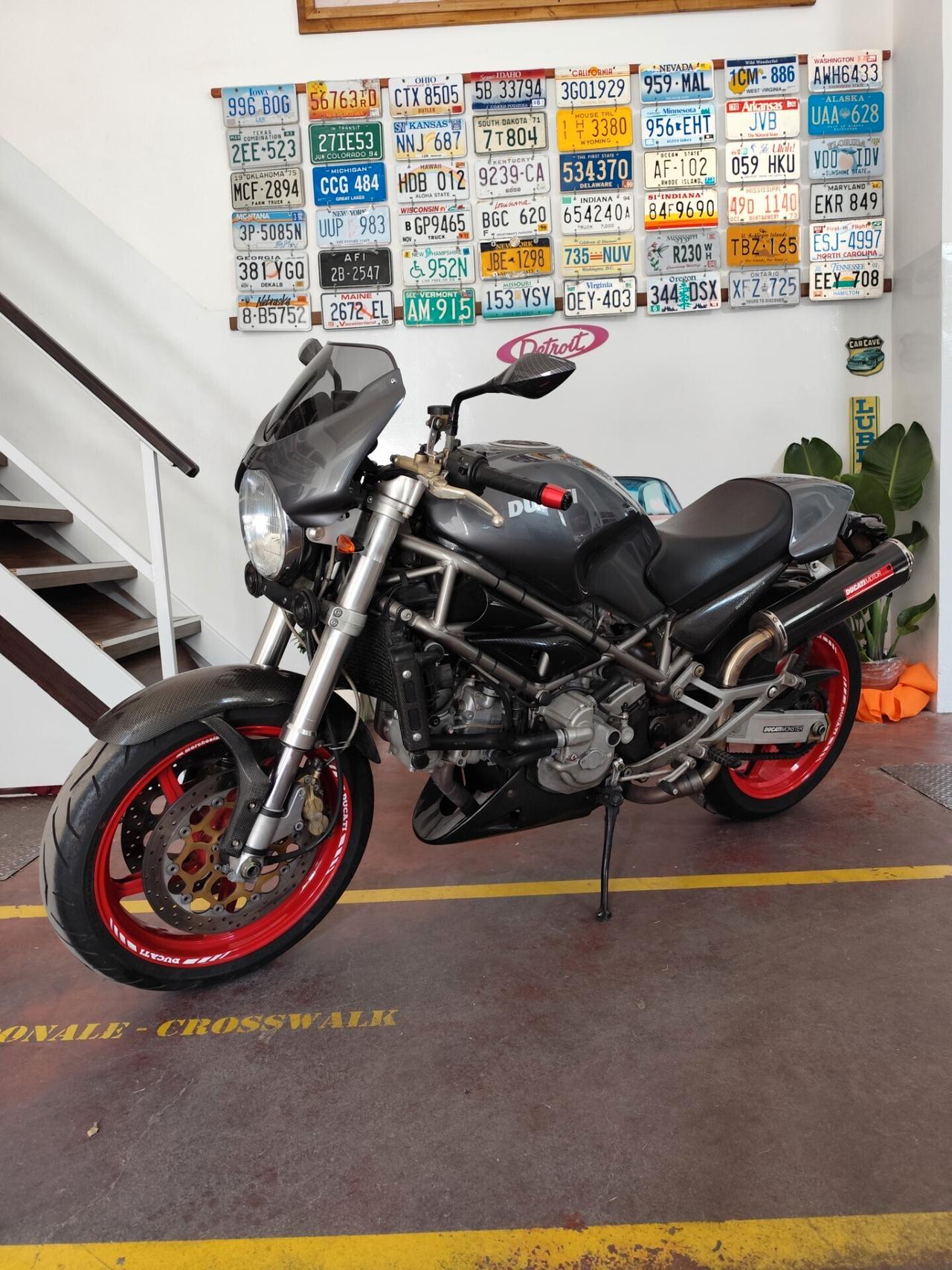 Ducati Monster 900 S4 SENNA