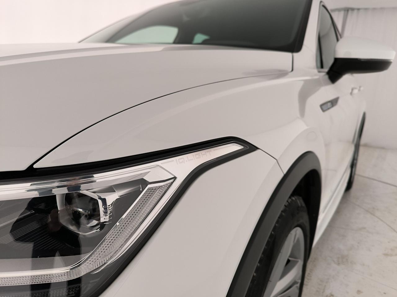 Volkswagen Tiguan 2.0 tdi r-line 150cv dsg