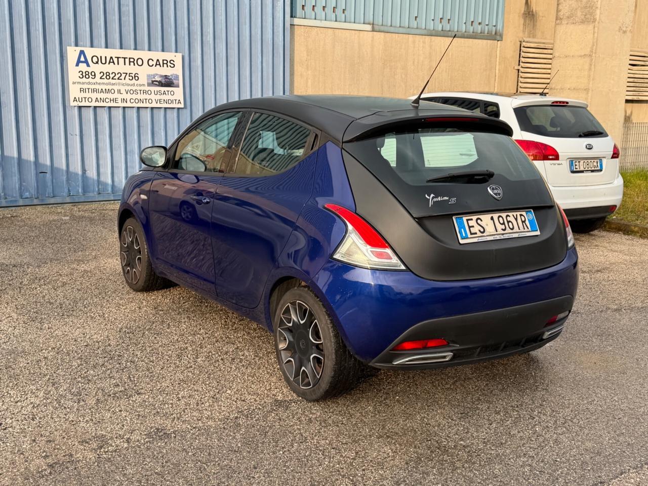 Lancia Ypsilon 1.2 69 CV 5 porte GPL Ecochic Silver