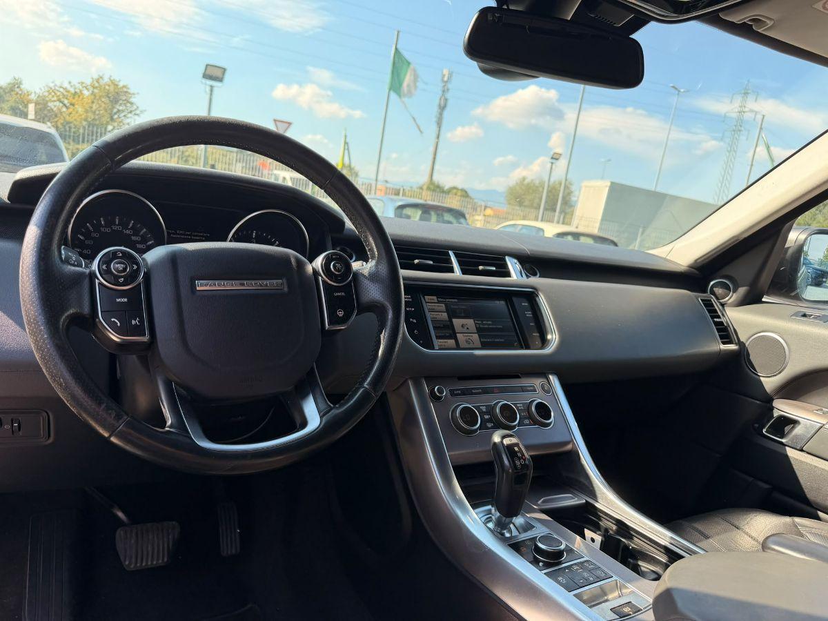 LAND ROVER - Range Rover Sport - 3.0 TDV6 HSE