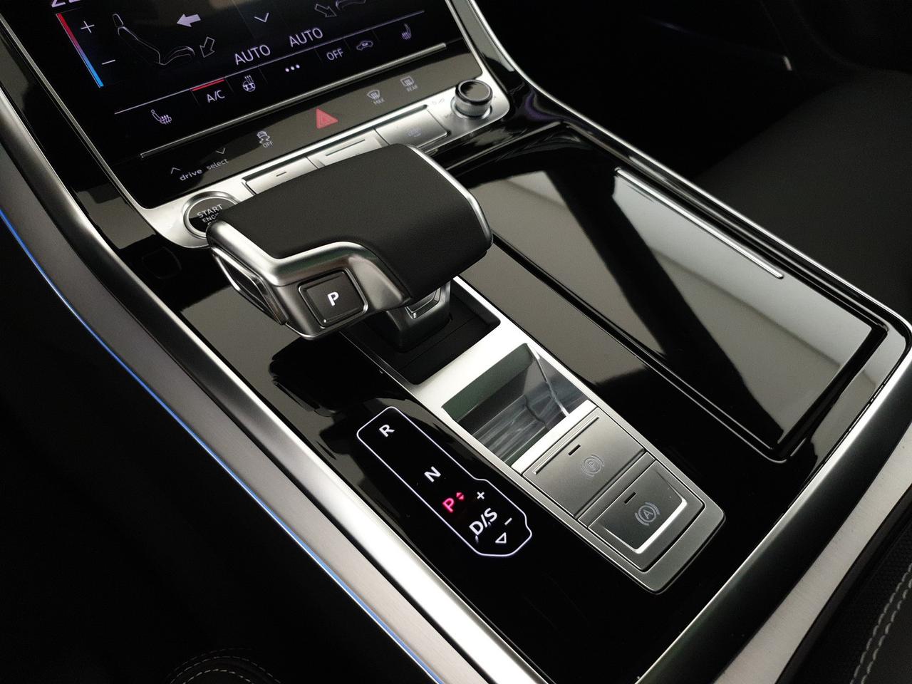 50TDI 286CV quattro tiptronic S line Edition