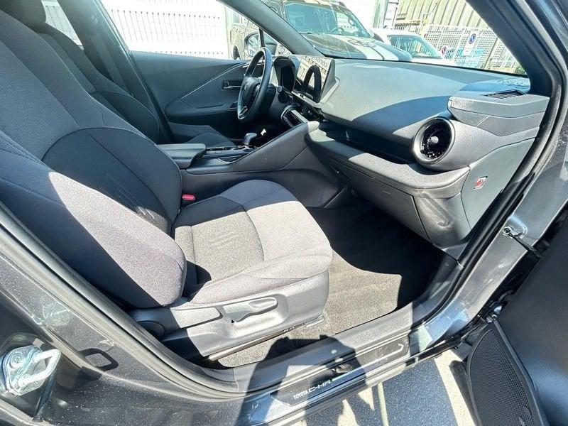 Toyota C-HR 2.0 PHEV E-CVT Trend