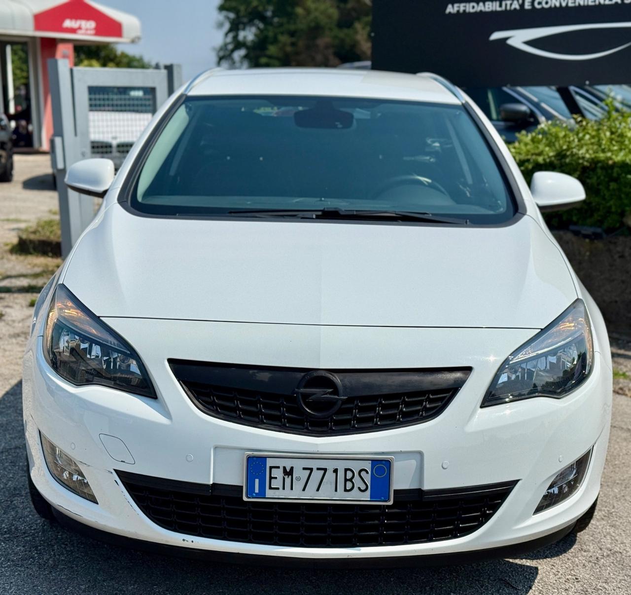 OPEL ASTRA 2.0 CDTI 165CV Sports Tourer aut. Cosmo 139.000KM
