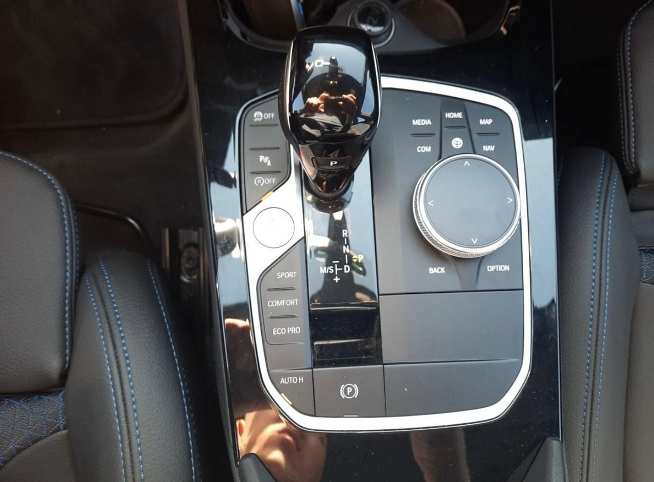 Bmw 118i 5p. Msport C automatico Navi