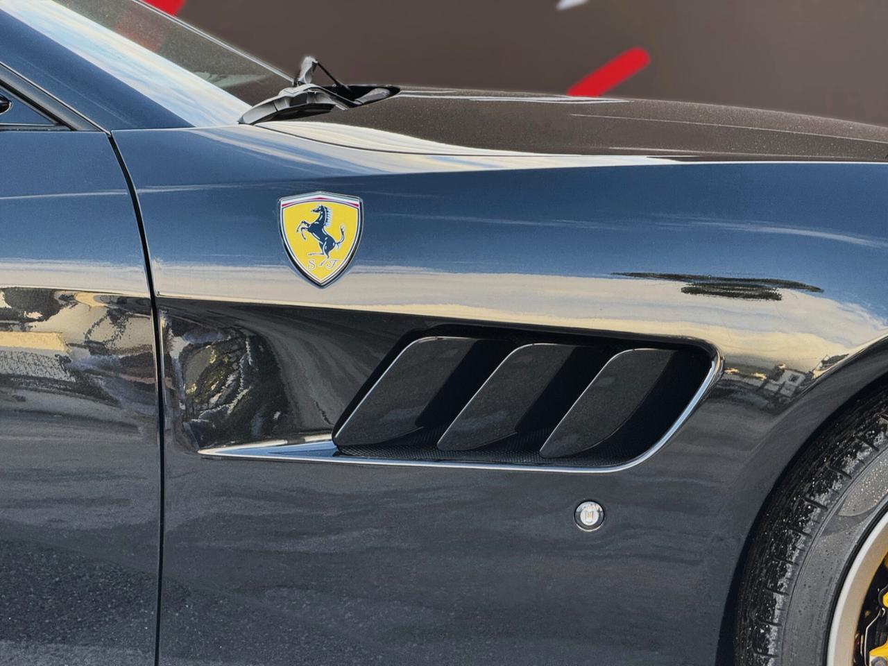 Ferrari GTC4 Lusso 6.3 DCT V12 689CV LIFT CARBONIO