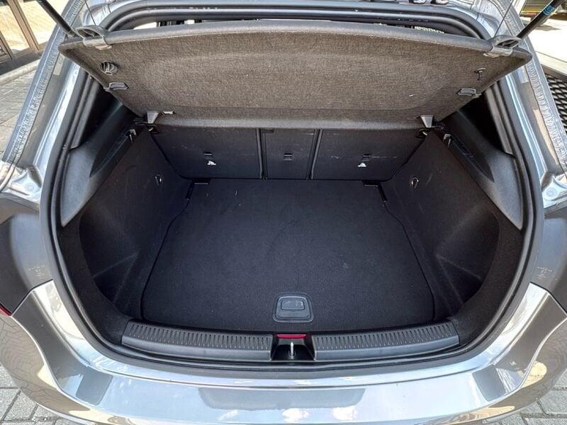 Mercedes-Benz Classe A A 180 d Progressive Advanced