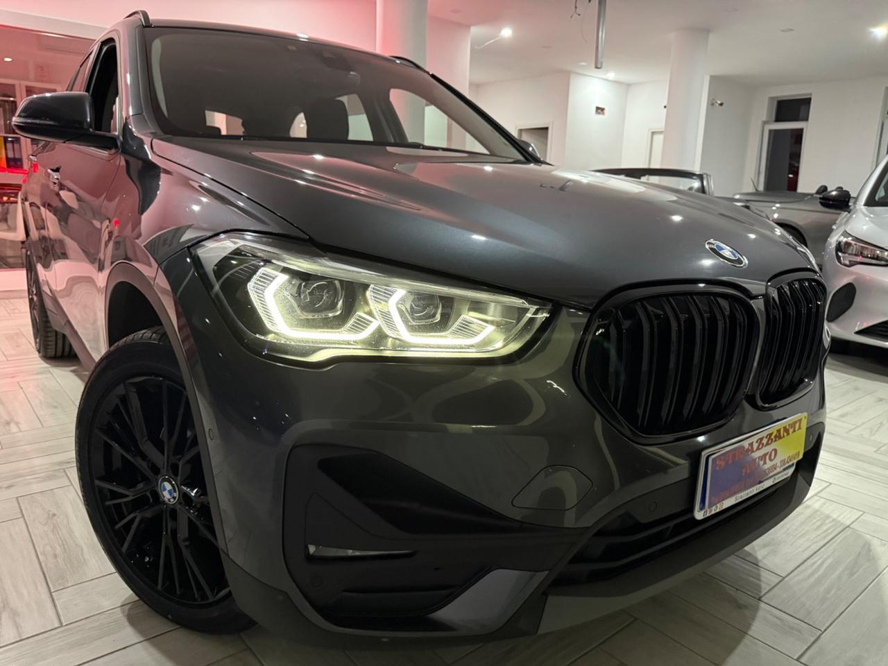 Bmw X1 2.0D150cv SHADOW LINE TOTAL BLACK LED2022