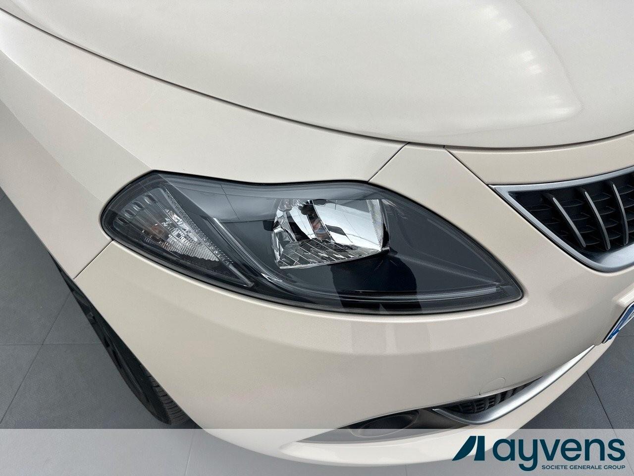 Lancia Ypsilon 1.0 Hybrid *2021* NOLEGGIO LUNGO TERMINE