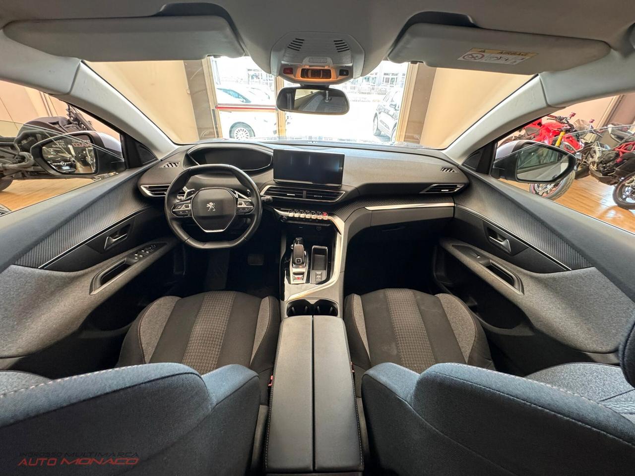 Peugeot 3008 BlueHDi 130cv EAT8 Active 2021