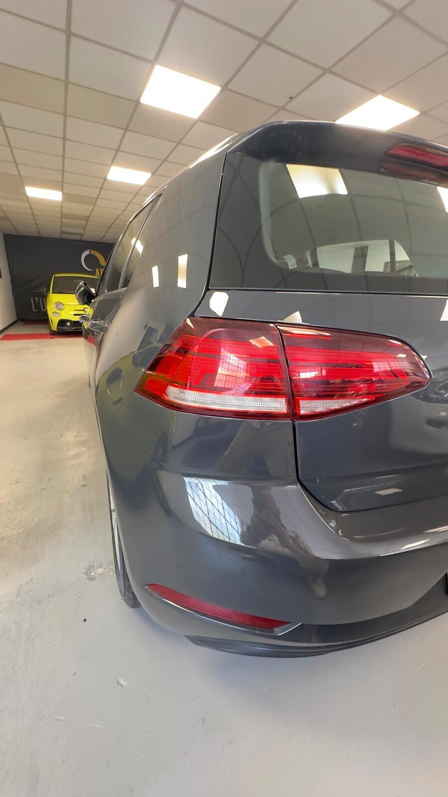 Volkswagen Golf 1.6 TDI 115 CV 5p. Executive BlueMotion Technology