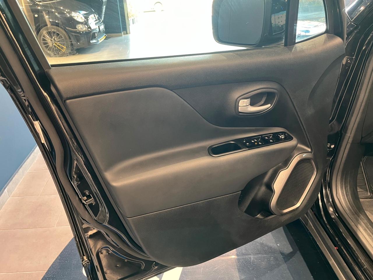 Jeep Renegade 1.5 Turbo T4 MHEV Limited 2WD 130CV