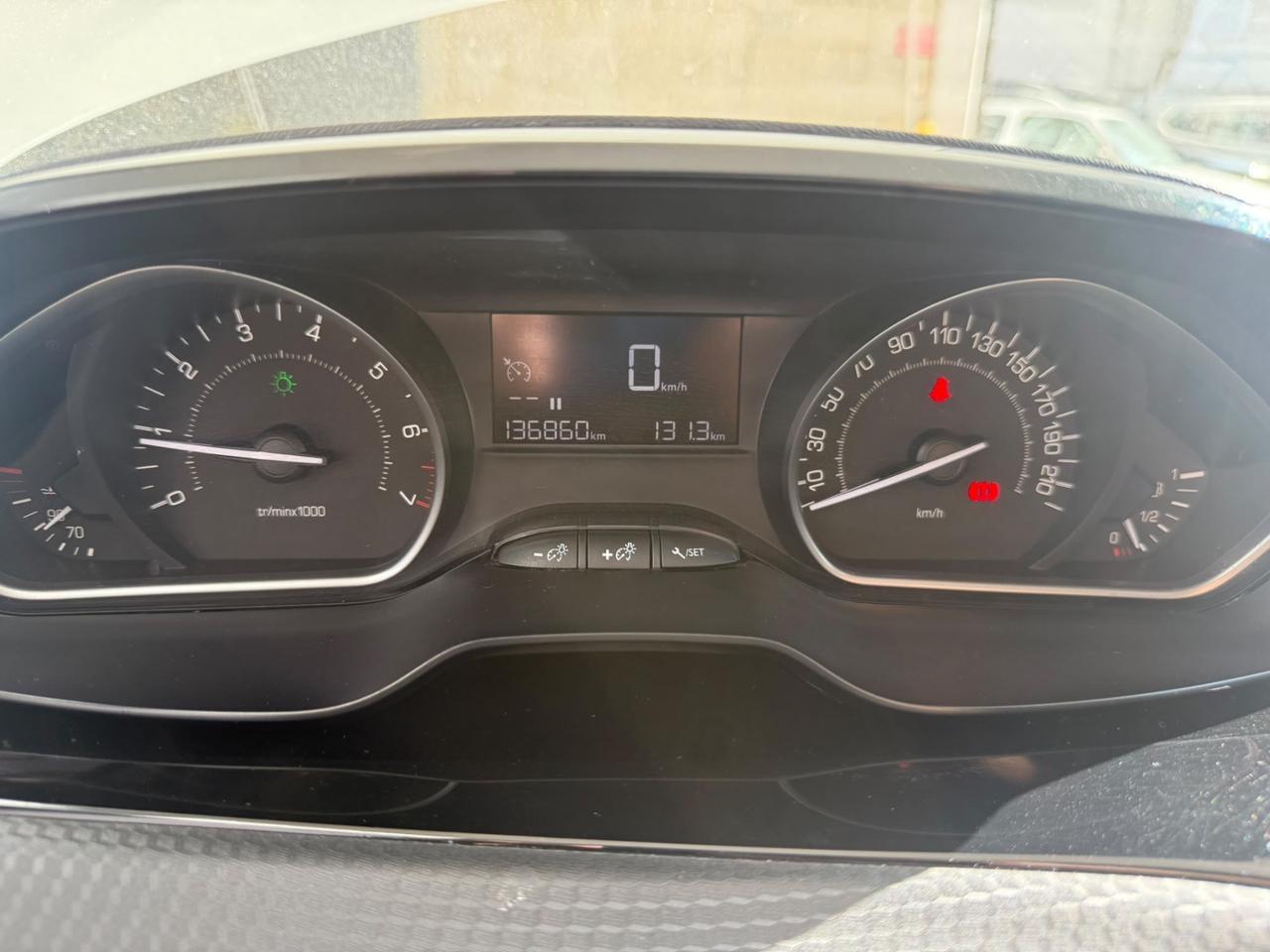 Peugeot 2008 PureTech 82 Allure