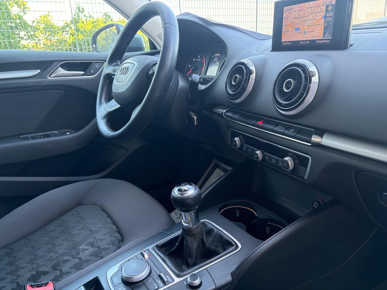 Audi A3 SPB 1.6 TDI 8v 2015 “passaggio incluso!!!”