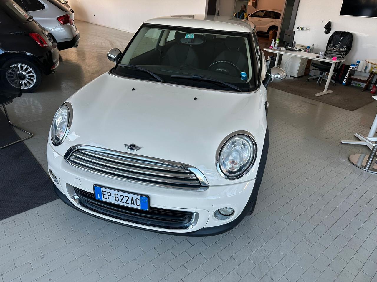 Mini 1.6 16V One (55kW)
