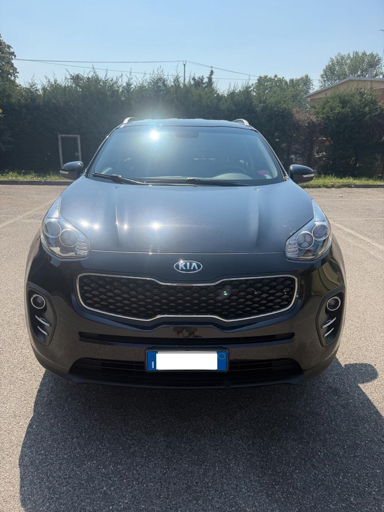 Kia Sportage 1.6 - NEOPATENTATI - 12 MESI DI GARANZIA -