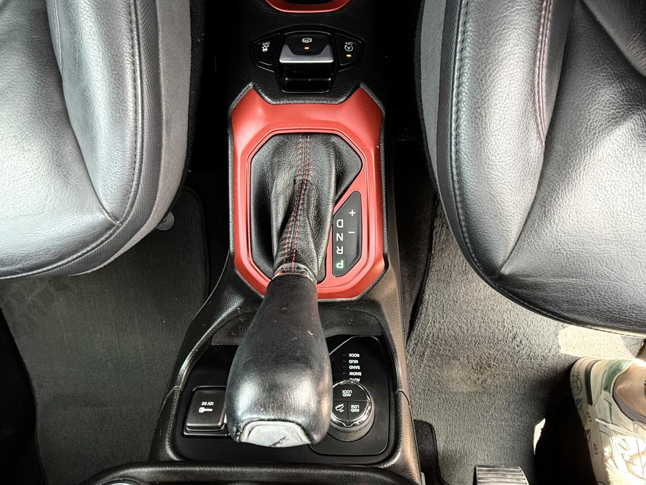 Jeep Renegade 2.0 Mjt 170CV 4WD Active Drive Low Trailhawk