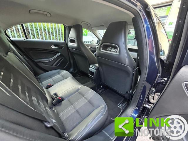 MERCEDES-BENZ A 180 d Automatic Premium