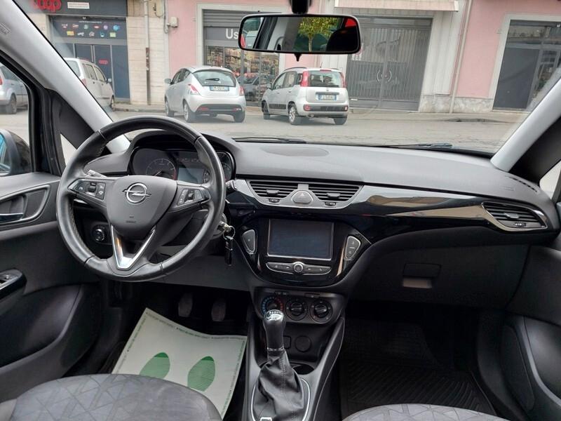 Opel Corsa 1.4 5 porte Black Edition