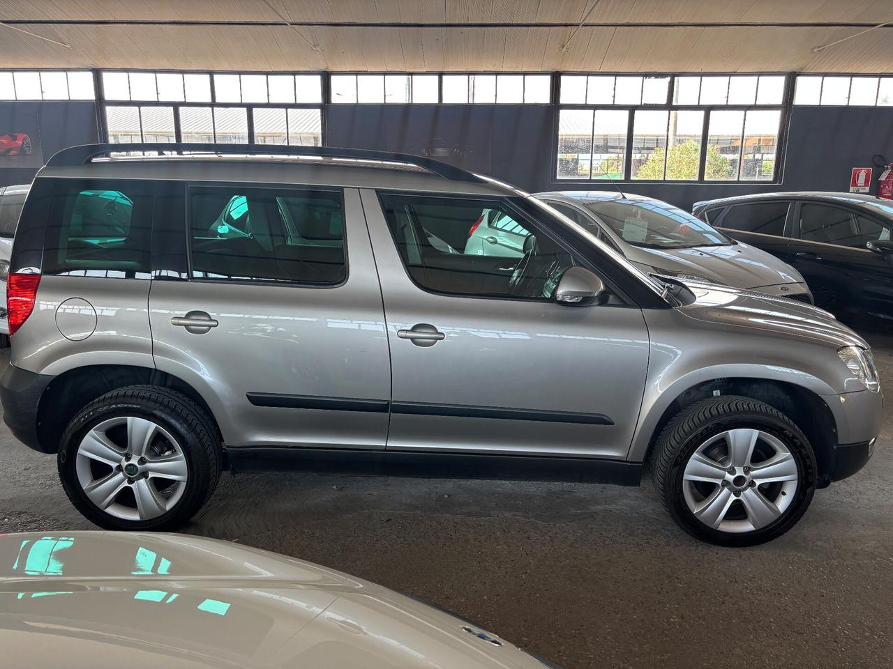 Skoda Yeti 1.2 TSI DSG 77KW 105CV Ambition AUTOMATICA