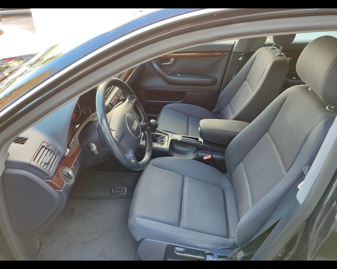 AUDI A4 2ª serie - A4 2.0 20V cat