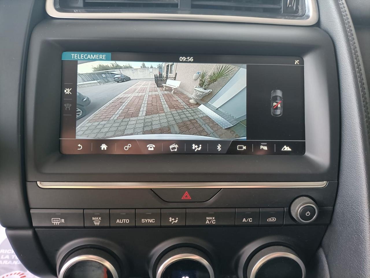 Jaguar E-Pace 2.0D 150 CV
