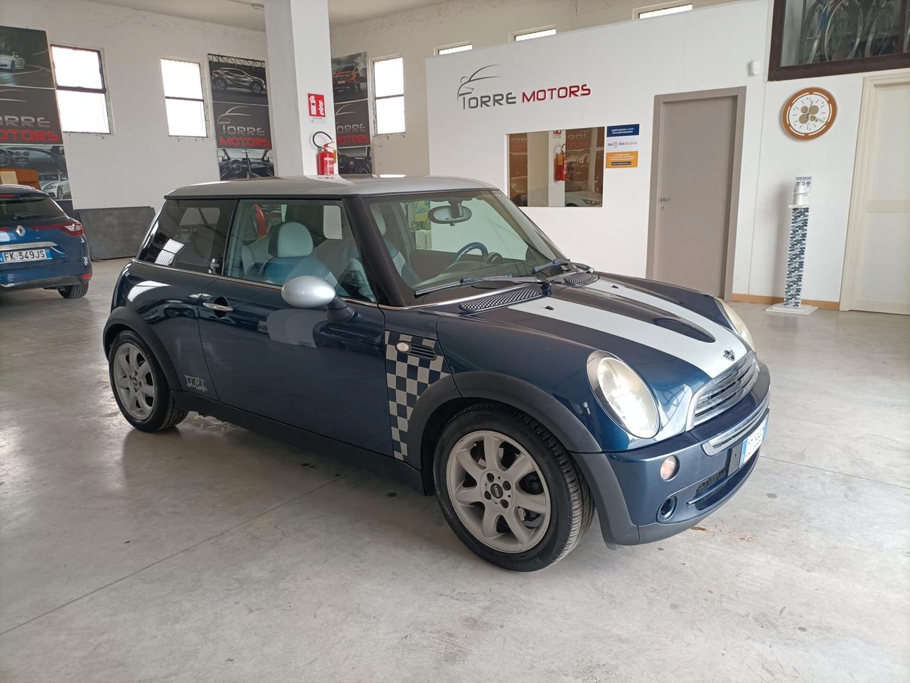 Mini 1.6 16V CV 116 Cooper Checkmate 11/2005