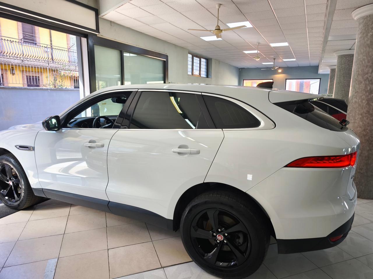 Jaguar F-Pace 2.0 D 180 CV AWD aut. Prestige