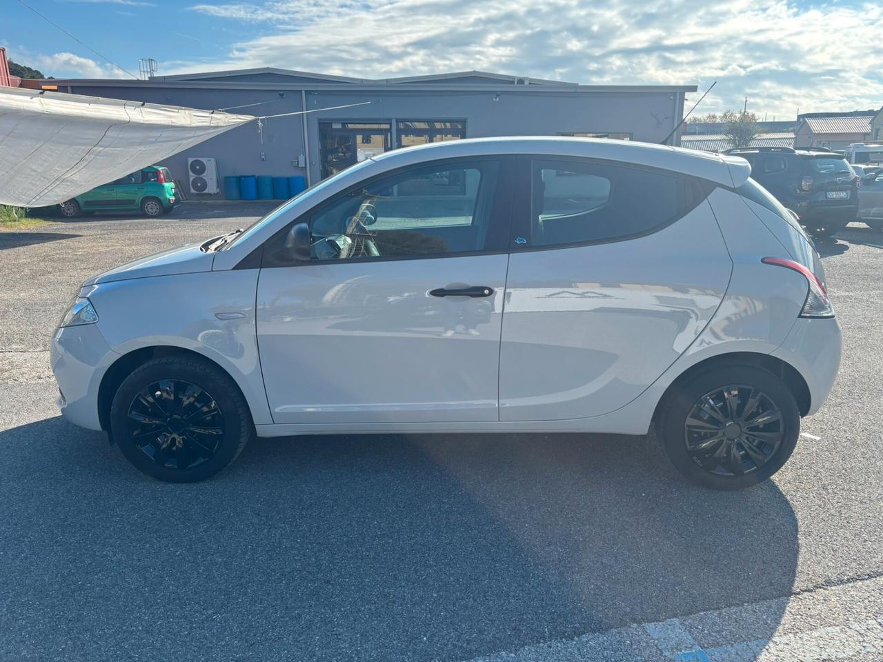 Lancia Ypsilon 1.2 69 CV 5 porte S&S Elefantino Blu