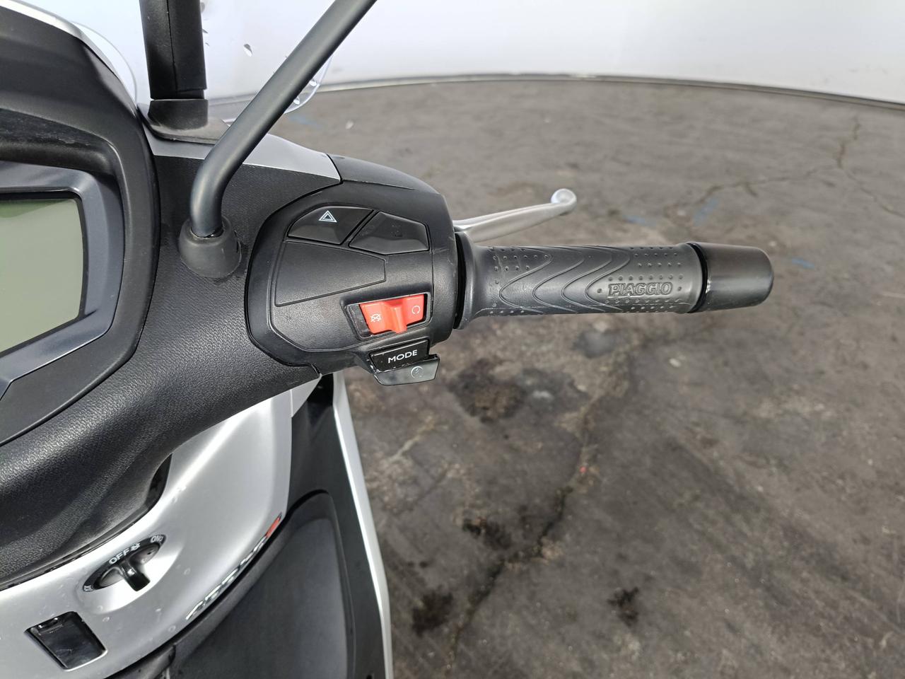 PIAGGIO Beverly - Beverly 400 hpe S abs-asr my21