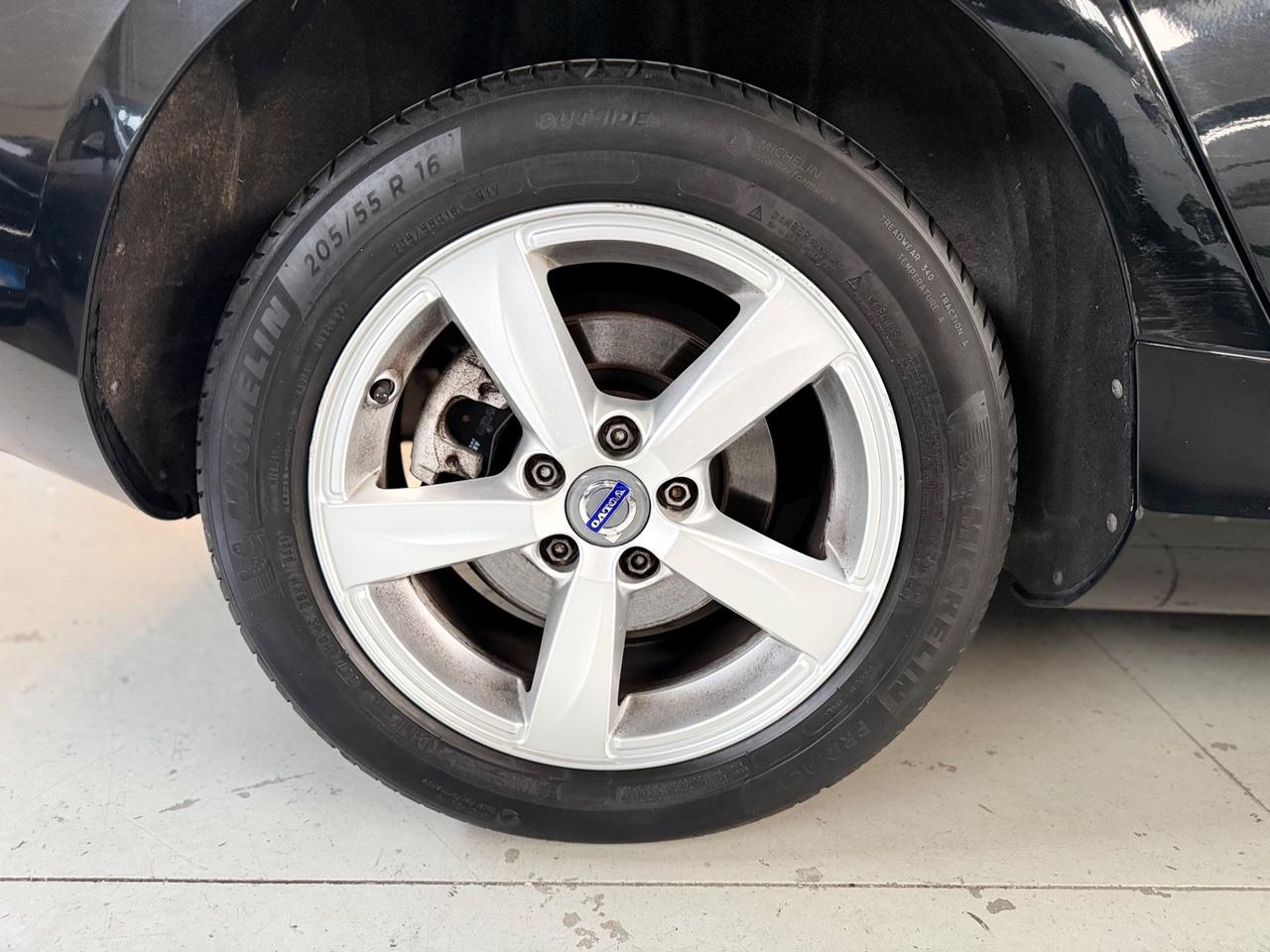 Volvo V40 D3 Kinetic EURO 6B