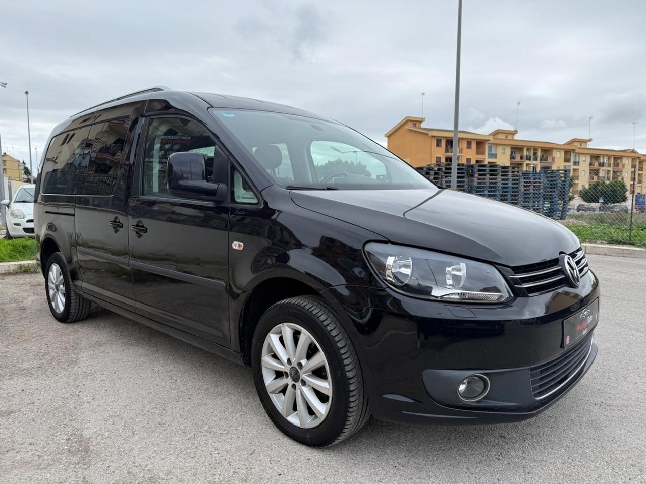 Volkswagen Caddy 1.6 TDI 102 CV 5p. Highline Maxi trasporto disabili