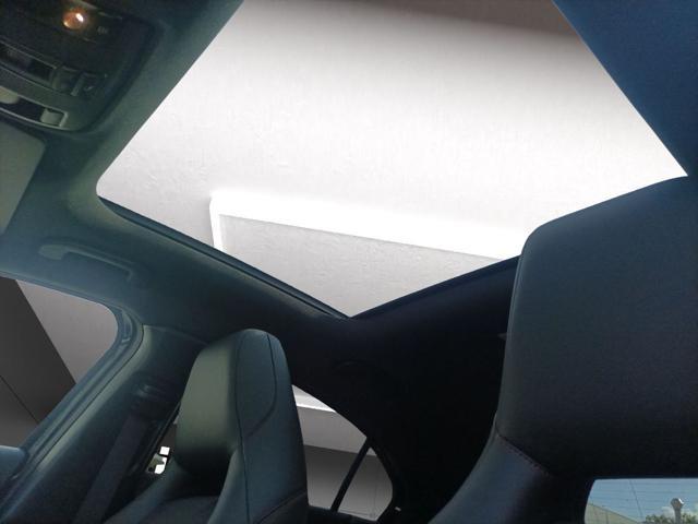 MERCEDES-BENZ A 200 Premium
