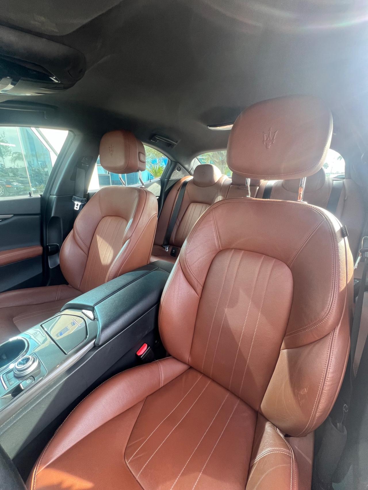 Maserati Ghibli 3.0 V6 ds Granlusso 250cv